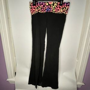 PINK Cheetah Foldover Waistband Yoga Pants